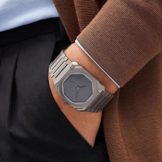 Veloré™ Imperial Square Watch – Luxury Luminous Waterproof Quartz